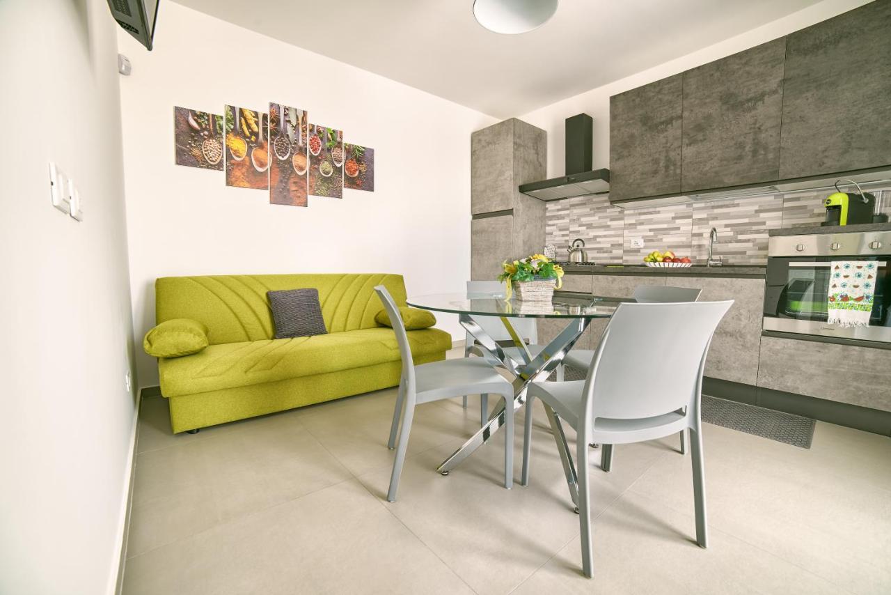 Il Casale Di Monacella Aparthotel Santa Venerina Eksteriør bilde