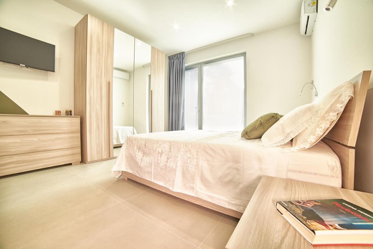 Il Casale Di Monacella Aparthotel Santa Venerina Eksteriør bilde